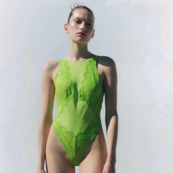 Zara Lace Bodysuit - Picture 2 of 6